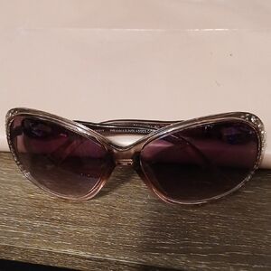 Piranha Elegant Women's Sunglasses with Gradient Lenses